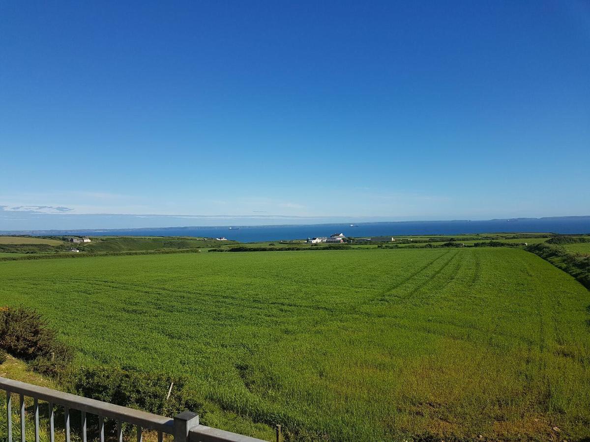 Ocean Haze Bed and Breakfast St. Davids  Buitenkant foto